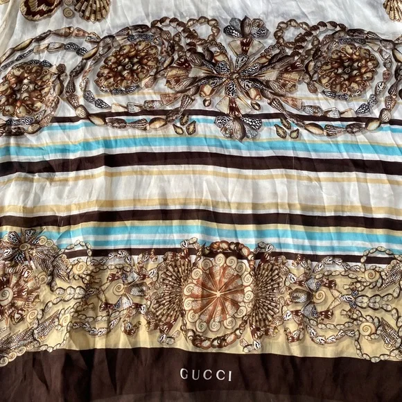 Vintage Gucci Silk Scarf - Picture 7 of 10